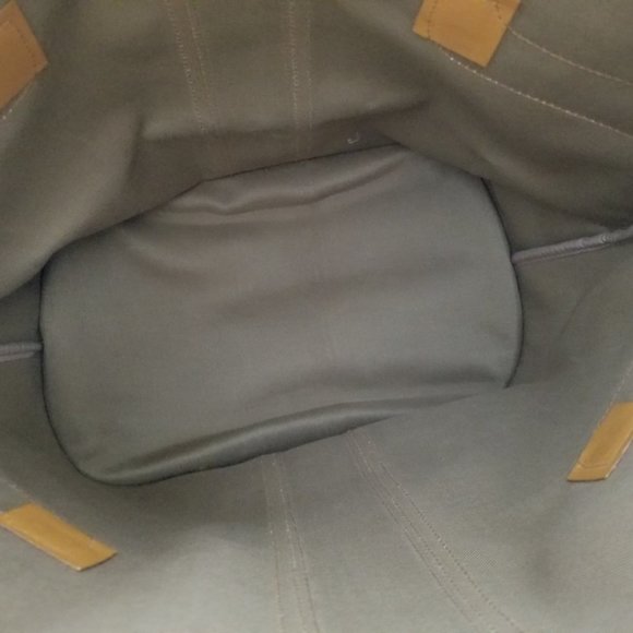 Vintage Gucci Supreme Large Travel Tote with lock/key/tag - Picture 3 of 10